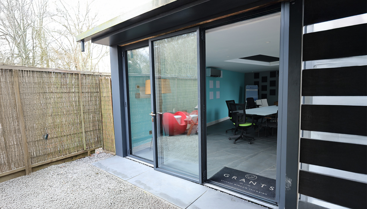 Sieger Lux TH+ Bifold Aluminium bifold door - Sieger 110 - Sieger Systems - Bourneside Farm